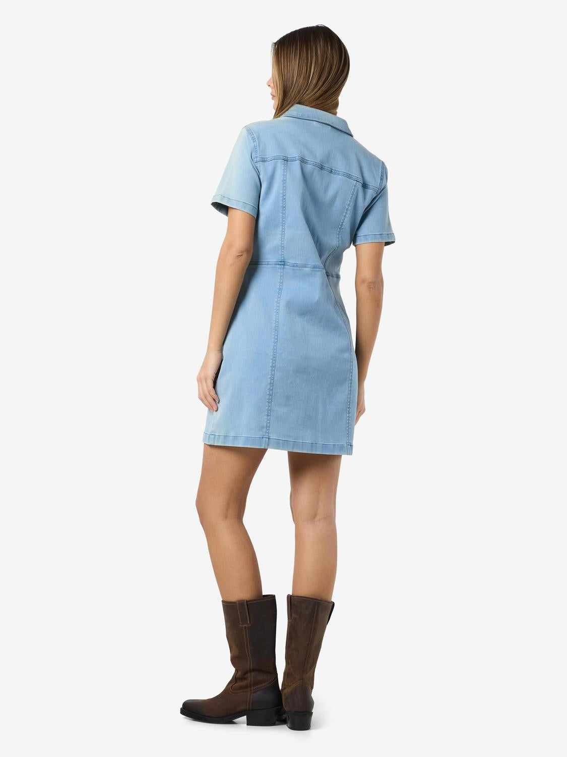 model_shot-front_full